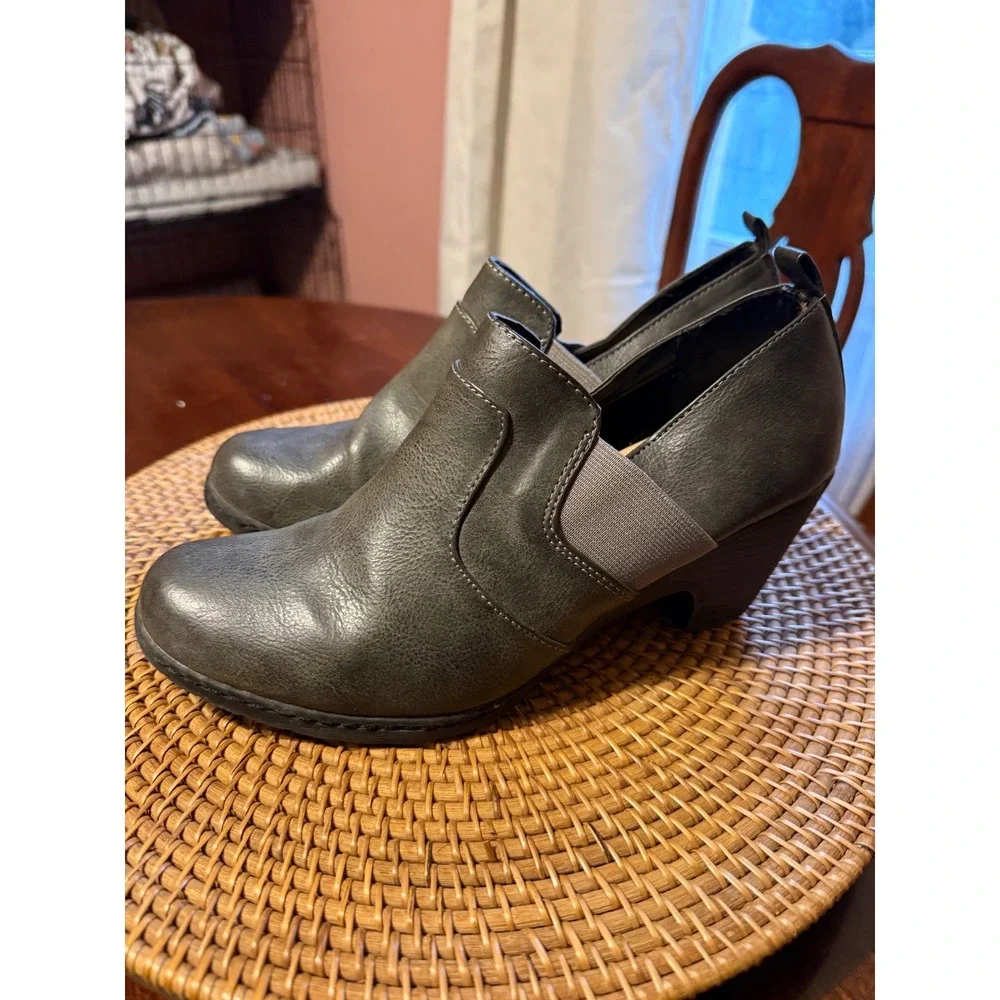 Croft & Barrow Ortholite Olive Green Wedge Ankle Boots Womens 8 Round Toe Bootie